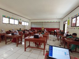 Pelaksanaan ANBK Gelombang 1 di SDN Manglid 2 Berjalan Lancar