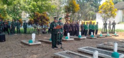 Penghormatan Terakhir, Danramil Beserta Anggota Hadiri Prosesi Pemakaman Almarhum Purnawirawan Peltu Untung Mulyono