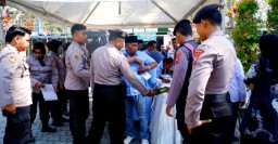 Polres Bondowoso Laksanakan Pengamanan Dalam Acara Debat Pilbup Tahun 2024 di Hotel Palm