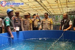 Dukung Asta Cita, Kapolres Karangasem Tinjau Budidaya Ikan Nila di Rendang