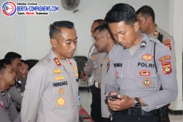 Tegas Berantas Judi Online, Kapolres Karangasem Pimpin Langsung Sidak HP Anggota