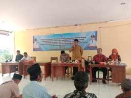 Peningkatan Kapasitas RT/RW Sebagai LKD Dalam Mendukung Program GSLS