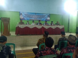 Peningkatan Kapasitas RT/RW Sebagai LKD Dalam Mendukung Program GSLS