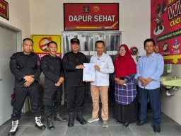 Lapas Narkotika Kelas IIA Pamekasan Kanwil Kementerian IMIPAS Terima Sertifikat Halal Dari Kementerian Agama