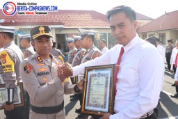 46 Personel Polres Karangasem Terima Penghargaan Atas Prestasi Kinerja