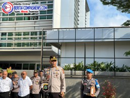 Kapolres Bandara Ngurah Rai Sampaikan Beberapa Arahan Saat Apel Jam Pimpinan