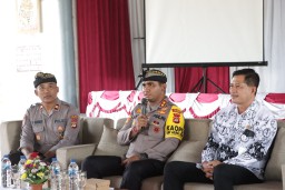 Polres Klungkung Laksanakan Jumat Curhat di SMA Negeri 2 Semarapura
