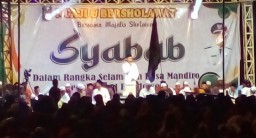 Gema Sholawat, Meriahkan Acara Selamatan Desa dan Tasyakuran di Desa Mandiro