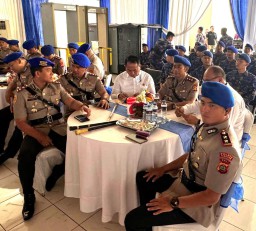 Kapolres Karangasem Hadiri Syukuran HUT ke-74 Polairud di Pelabuhan Benoa