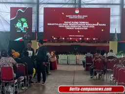 KPUD Sampang Gelar Pleno Terbuka Rekapitulasi Penghitungan Suara Serentak Pilkada 2024 Tingkat Kabupaten