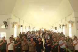 Meningkatkan Integritas Serta Soliditas, Polda Bali Bersama TNI Kodam IX/Udayana Laksanakan Ibadah Gabungan
