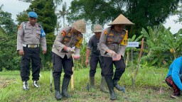 Polres Klungkung Tanam Jagung Dukung Ketahanan Pangan
