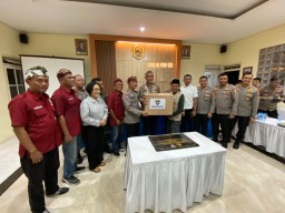 Brigjen Pol. Badya Wijaya Mengapresiasi 3 Pilar Simokerto Saat Kunjungi Kampung Inovatif Tambak Segaran Surabaya