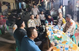 Ngopi Kamtibmas Polsek Kawasan Sunda Kelapa Bersama Masyarakat