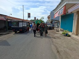 Polri Peduli: Kapolsek Modung Takziah ke Rumah Duka Tokoh Masyarakat Ds Modung