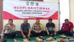 Melalui Ngopi Kamtibmas Ajang Kapolsek Silaturahmi Dengan Masyarakat