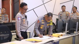 Tim Supervisi Mabes Polri : Lakukan Pengecekan Operasi Lilin Jaya 2024 di Polres Metro Jakarta Timur
