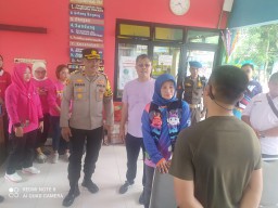 Silaturahmi Jumat Pagi : Plt Wali Kota Jakarta Timur Kunjungi RPTRA Utakara Beriman
