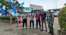 Pastikan Aman dan Lancar, Babinsa Nangkaan Monitoring Acara Fun Run HUT Radar Ijen ke 10