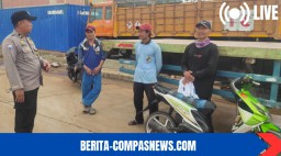 Bhabinkamtibmas Aipda Wahyu Berikan Imbauan Kamtibmas Tahap Rekapitulasi Penghitungan Suara Pilkada