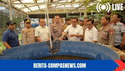 Kapolsek Cakung Tinjau Program Pekarangan Pangan Bergizi Di RW 09 Penggilingan.