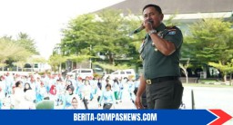 Pangdam XII/Tpr Bernyanyi dan Joget Komando Bersama Ribuan Anak-anak