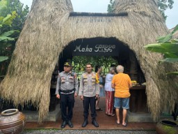 Kapolres Karangasem Pantau Situasi DTW di Maha Gangga dan Pura Lempuyang
