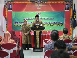 Lapas Narkotika Kelas IIA Pamekasan Kanwil Kemenkumham Jatim Lepas Dua Pegawai Terbaik Memasuki Purna Tugas