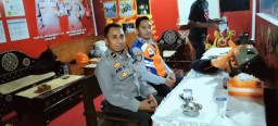 Tugu Giri Menang Square (GMS) Lombok Barat Dibanjiri Masyarakat Yang Ingin Merayakan Malam Pergantian Tahun Baru 2025