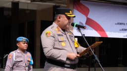 Kapolres Pelabuhan Tanjung Perak Pimpin Sertijab Dua Kapolsek dan Kasat Binmas