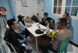Bhabinkamtibmas Utan Kayu Selatan Bersama 3 Pilar Gelar Sambang Wilayah.