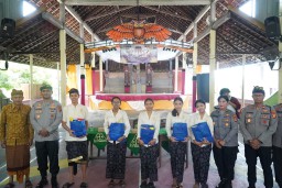 Polres Klungkung Laksanakan Jumat Curhat di SMA Satu Klungkung