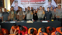 Selama 12 Hari, Polrestabes Surabaya Berhasil Ungkap Kasus Curanmor, 19 Tersangka Diamankan 