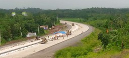 PT Sino Road And Brigde Proyek Pembangunan Jalan Tol Serang-Panimbang Terus Menunjukkan Perkembangan Signifikan