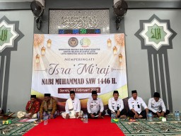 Lapas Narkotika Kelas IIA Pamekasan Gelar Peringatan Isra Mi'raj : Cahaya Ilahi di Balik Jeruji