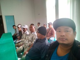 Linmas Desa Pangkalan Buton Geruduk Kantor Desa dan Kecamatan, Protes Hak Ditahan Kades