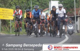 Jaga Kebugaran, Kapolres Sampang Gowes Bareng Personil dan Jajaran Polres Sampang
