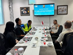 Kapolres Bandara I Gusti Ngurah Rai Laksanakan Kunjungan ke Kantor IAS Food Services