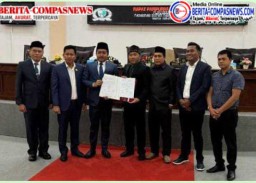 Menetapkan pasangan Bupati dan Wakil Bupati Sampang Terpilih, DPRD Sampang Gelar Rapat Paripurna 