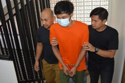 *Pria Bacok Korban Hingga Meninggal, Motif Diduga Cemburu*
