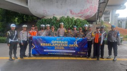 Sosialisasi Keselamatan Lalu Lintas Di Jakarta Timur: Dalam Operasi Keselamatan Jaya 2025