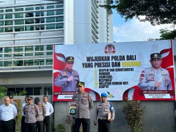 Wakapolres Bandara I Gusti Ngurah Rai Pimpin Apel Jam Pimpinan, Tekankan Kedisiplinan dan Citra Polri