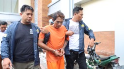 Polisi Amankan Pelaku Pembunuhan di Jalan Pura Demak Denpasar
