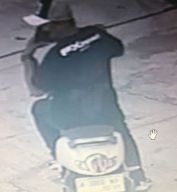Begal Berkedok Mata Elang Rampas Motor di Jalan Raya