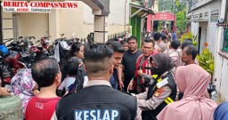 Polres Metro Jakarta Timur Gelar Posko Kesehatan Untuk Korban Banjir Di Cawang.