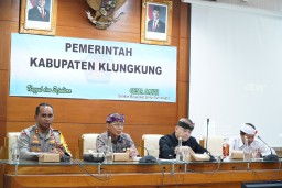 Kapolres Klungkung Ikuti Rapat Dengar Pendapat Dengan Anggota Komite I Bidang Hukum dan Badan Akuntabilitas Publik