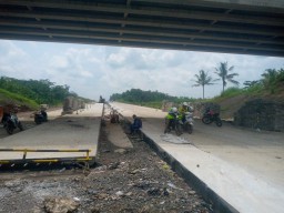 Progres Tol Serang-Panimbang Yang Dikerjakan Oleh PT Sino Road And Bridge Akhir Tahun 2026 Tersambung Penuh