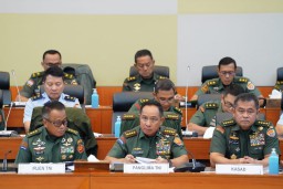 Panglima TNI Hadiri Rapat Dengar Pendapat Dengan Komisi I DPR RI Bahas Revisi UU TNI.