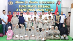 Buka Puasa Bersama dan Santunan Anak Yatim oleh Sat Intelkam Polrestabes Surabaya