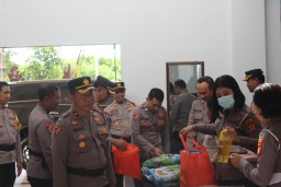 Polres Kawasan Bandara I Gusti Ngurah Rai Gelar Bazar Ramadhan 2025